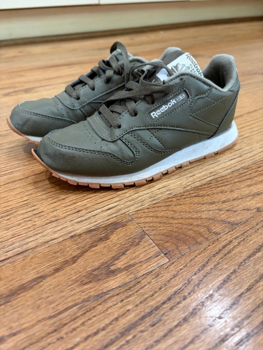 Reebok Classic Kids Sneakers
